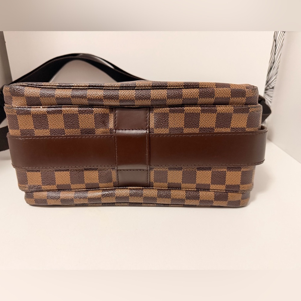 Authentic Louis Vuitton Damier Ebene Naviglio Messenger Bag ✨ - Picture 15 of 15